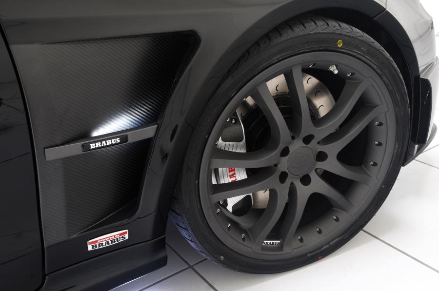  Mercedes-Benz E V12 Coupe by Brabus 2010 года  (фото 32 из 41)